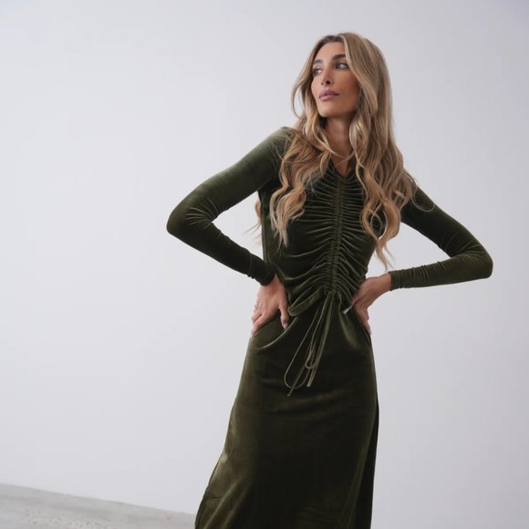 Velour Ruching Top - Picture 2 of 3